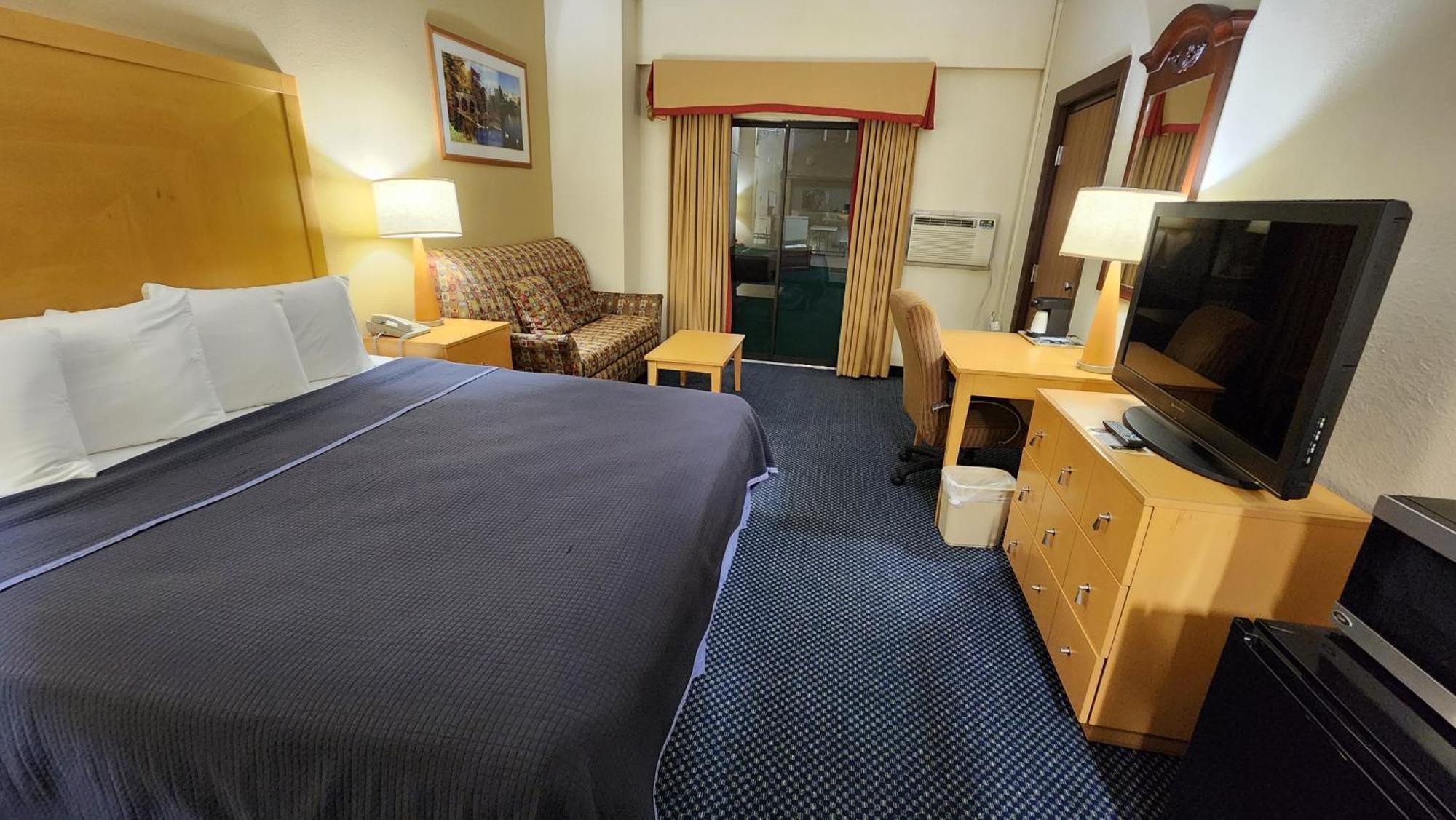 Katahdin Inn & Suites Millinocket Dış mekan fotoğraf