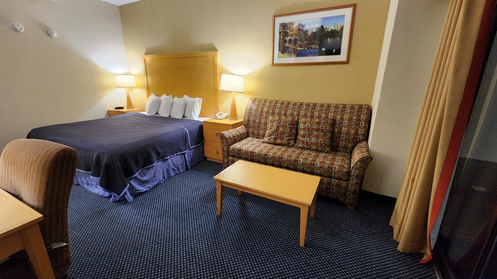 Katahdin Inn & Suites Millinocket Dış mekan fotoğraf