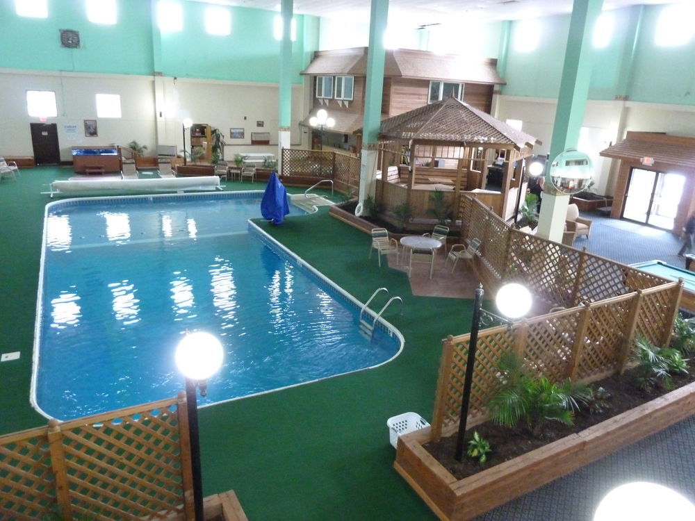 Katahdin Inn & Suites Millinocket Dış mekan fotoğraf